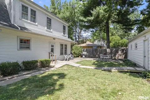Exterior - 1518 N 3rd St, Springfield, IL 62702 photo 5 of 7