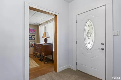 Entry Way - 1518 N 3rd St, Springfield, IL 62702 photo 1 of 9