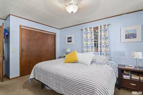 Bedroom - 1518 N 3rd St, Springfield, IL 62702 photo 1 of 7