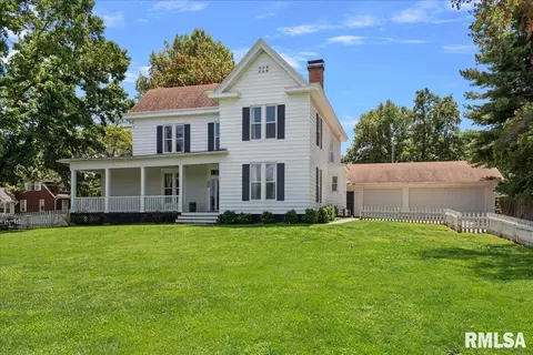 1405 W College Ave, Jacksonville, IL 62650