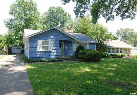 1385 N Cherry St, Galesburg, IL 61401