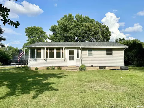 418 S Putnam St, Meredosia, IL 62665