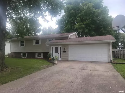 3113 Rutgers Dr, Springfield, IL 62704