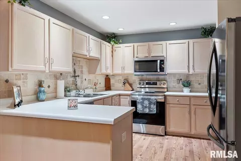 3504 Lytham Dr, Springfield, IL 62712 photo 10