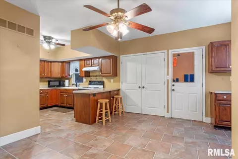 1500 E Miller St, Springfield, IL 62702 photo 7