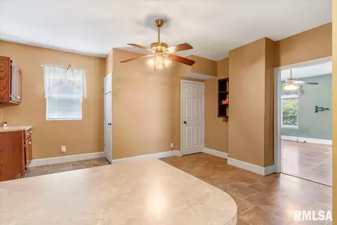1500 E Miller St, Springfield, IL 62702 photo 9