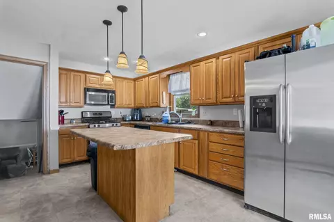 35 Roundtable Rd, Springfield, IL 62704 photo 7