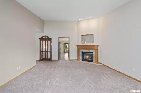 1616 Thornhill Dr, Springfield, IL 62711 photo 6