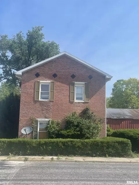 300 N East St, Jacksonville, IL 62650