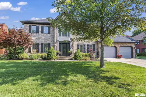 2509 Country Club Dr, Springfield, IL 62704