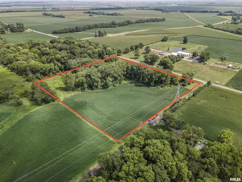 30624 Irish Grove Church Rd, Greenview, IL 62642