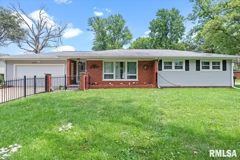 3236 St Francis Dr, Springfield, IL 62703