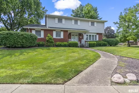 2300 Winnebago Dr, Springfield, IL 62702