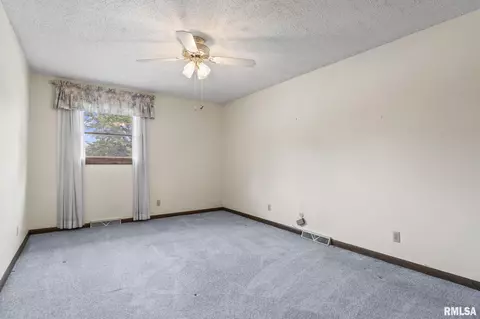 2300 Winnebago Dr, Springfield, IL 62702 photo 33
