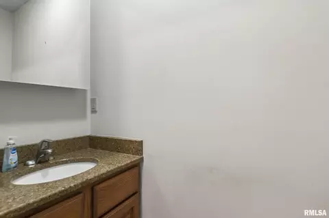 2300 Winnebago Dr, Springfield, IL 62702 photo 35