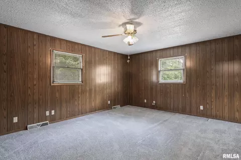 2300 Winnebago Dr, Springfield, IL 62702 photo 29