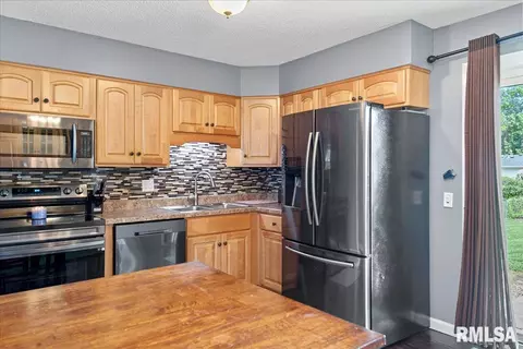 2929 Sandgate Rd, Springfield, IL 62702 photo 12