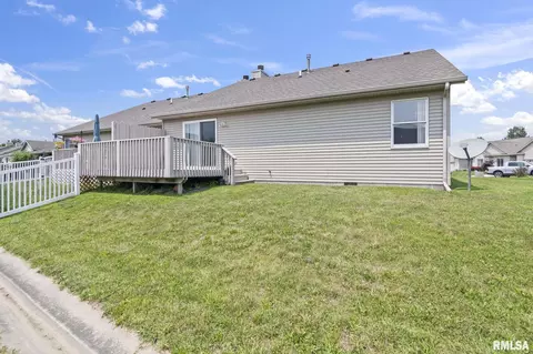 Exterior - 3904 Lear Dr, Springfield, IL 62711 photo 5 of 7