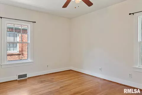 2524 S 6th St, Springfield, IL 62703 photo 19