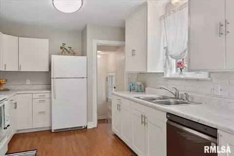 2524 S 6th St, Springfield, IL 62703 photo 14