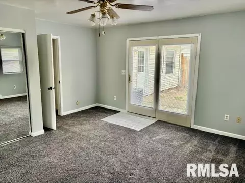 1604 Fairfield Dr, Springfield, IL 62702 photo 12