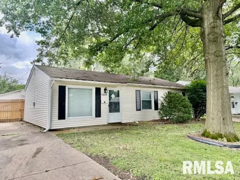 1604 Fairfield Dr, Springfield, IL 62702