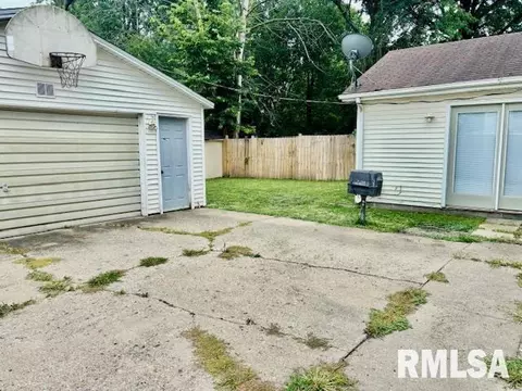 1604 Fairfield Dr, Springfield, IL 62702 photo 18