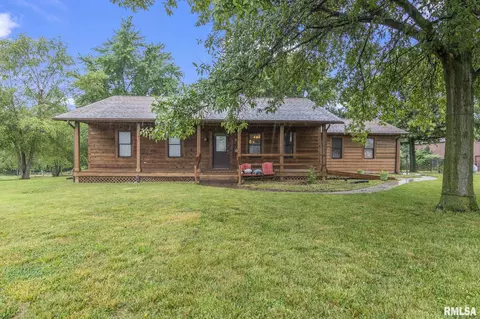 11710 Nine Mile Rd, Modesto, IL 62667