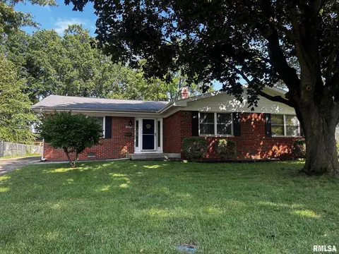 3152 Elmhurst Dr, Springfield, IL 62704 photo 2