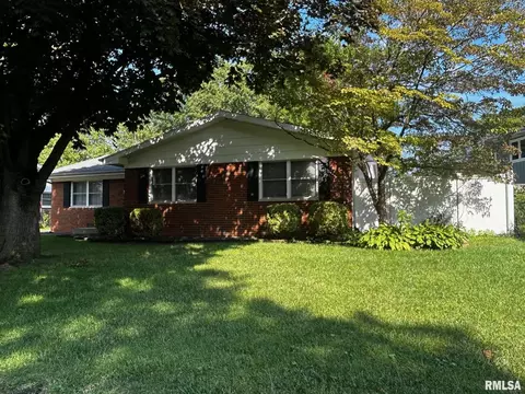 3152 Elmhurst Dr, Springfield, IL 62704 photo 4