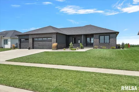 4709 Lynhurst Rd, Springfield, IL 62711 photo 2