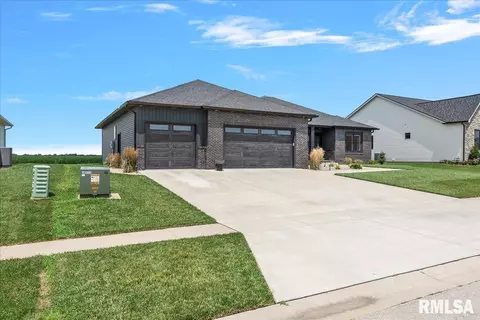 4709 Lynhurst Rd, Springfield, IL 62711 photo 3