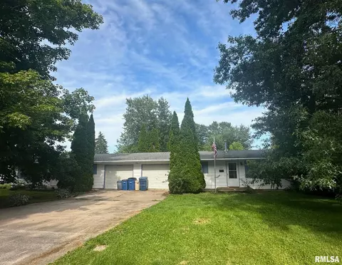 233-235 N Taylor St, Wataga, IL 61488