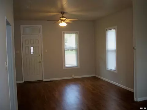 912 W Calhoun Ave, Springfield, IL 62702 photo 7