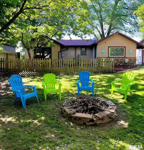 13406 N County Road 1390 E Rd, Havana, IL 62644