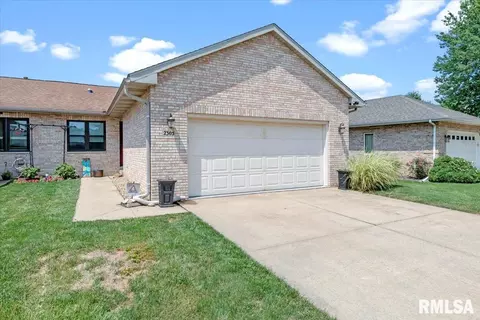 2305 Flaxen Mill Dr, Springfield, IL 62704