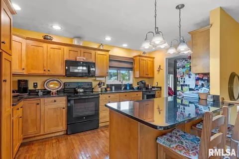 4584 Spaulding Orchard Rd, Springfield, IL 62711 photo 15