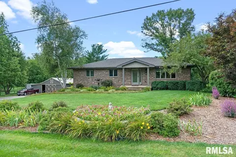 4584 Spaulding Orchard Rd, Springfield, IL 62711 photo 2