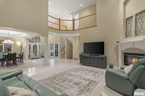 613 Silver Spring Dr, Springfield, IL 62702 photo 18