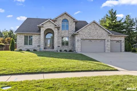 613 Silver Spring Dr, Springfield, IL 62702 photo 2