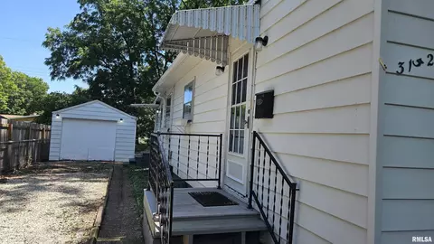 3152 S 3rd St, Springfield, IL 62703 photo 4