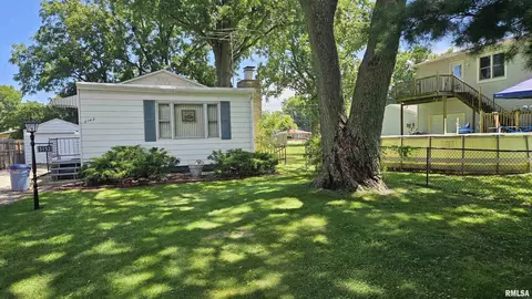 3152 S 3rd St, Springfield, IL 62703 photo 3