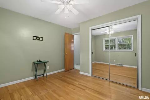 2100 Warwick, Springfield, IL 62704 photo 23