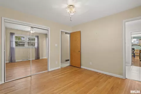 2100 Warwick, Springfield, IL 62704 photo 19