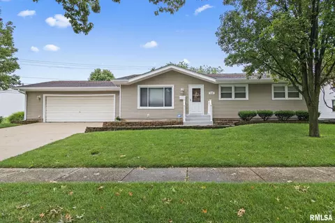 2100 Warwick, Springfield, IL 62704 photo 6