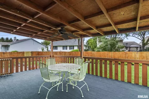 2100 Warwick, Springfield, IL 62704 photo 40