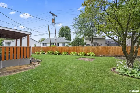 2100 Warwick, Springfield, IL 62704 photo 38