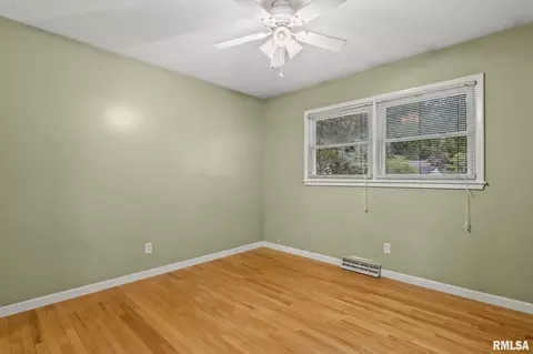 2100 Warwick, Springfield, IL 62704 photo 21