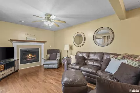 2812 Wellington Dr, Springfield, IL 62703 photo 14