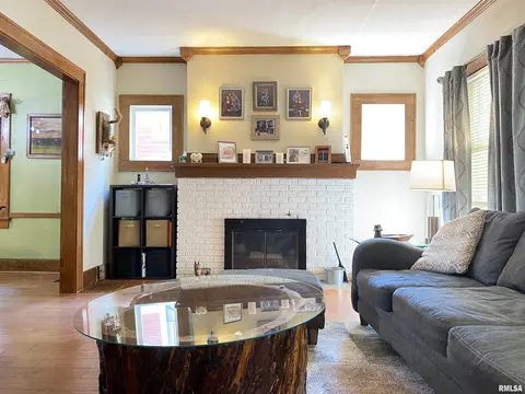 648 W Vine St, Springfield, IL 62704 photo 11